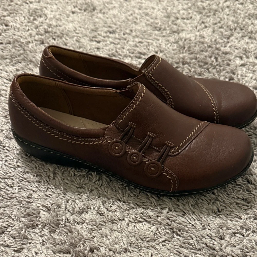 Clarks Brown Leather Slip-Ons - Picture 3 of 5